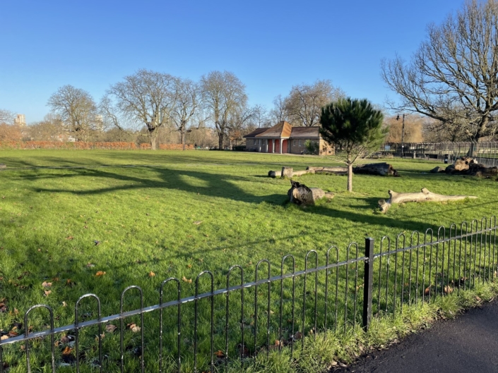 Clissold Park